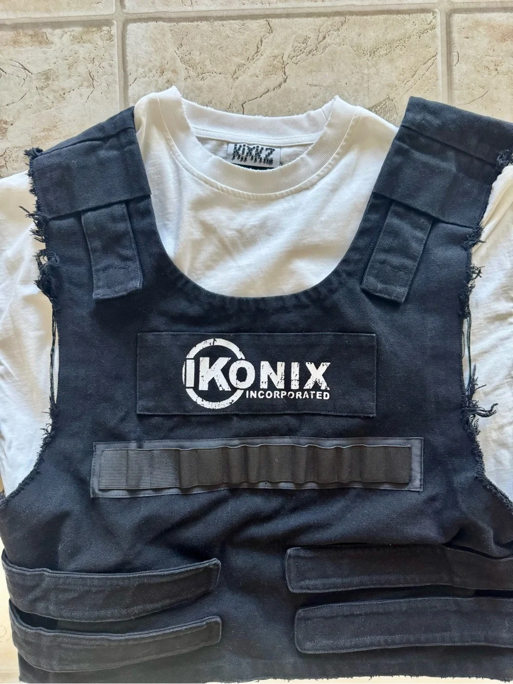 IKonix Black Tactical Streetwear Fashion Vest Hook and Loop Design Mens Medium